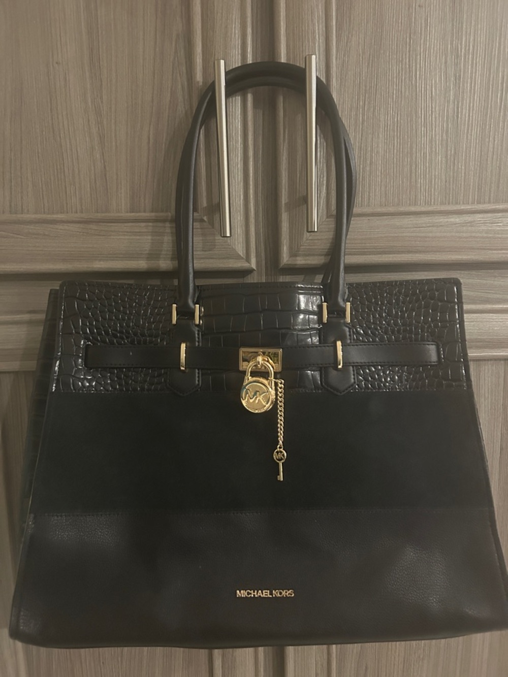 Micheal Kors Hamilton XL east West tote, 🐊 croc Embossed with suede 🔐 orig $678